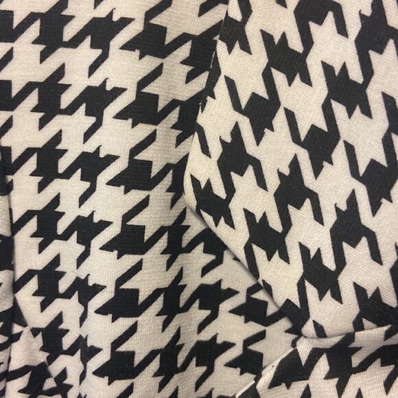 Black and cream houndstooth jacket - Picture 3 of 7